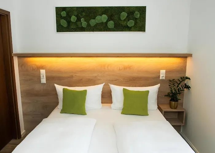 Hotel Perlach Allee By Blattl